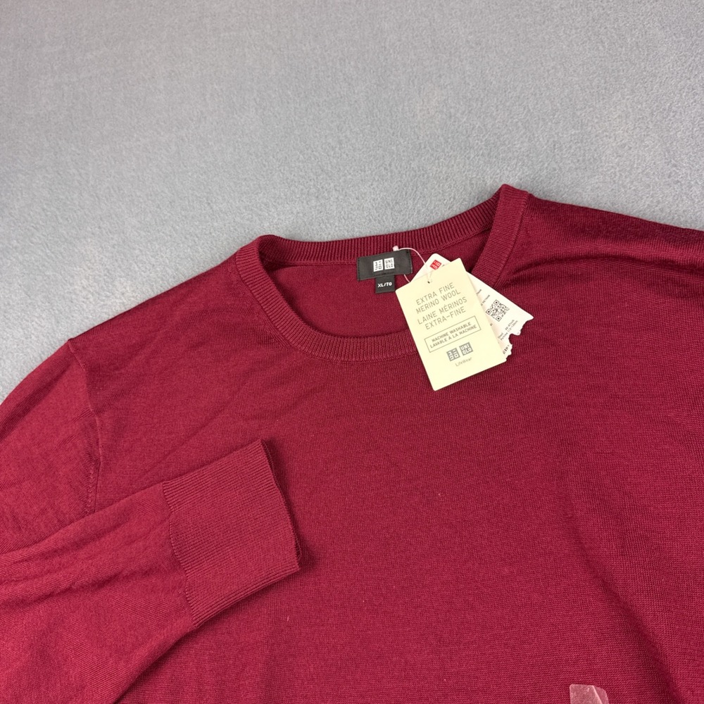 Uniqlo Sweater Men's XL Wine Red Extra Fine Merino Wool Crew Neck Pullover NEW